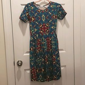 Colorful LuLaRoe pattern short sleeve dress pocket